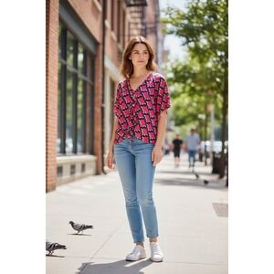 Cynthia Rowley Pink Geometric Print Blouse V Neck Short Sleeve Size Medium